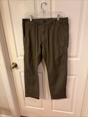 Todd Snyder Olive Chinos - Straight Leg Sz 32/30.